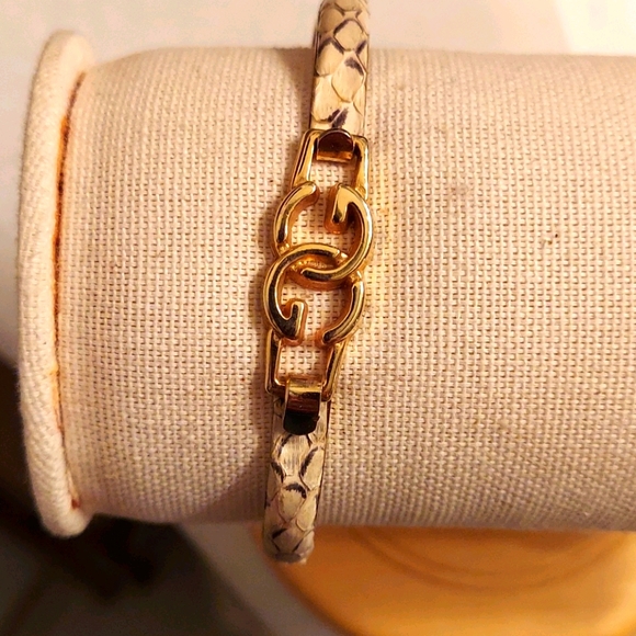 Genuine GUCCI SNAKE BANGLE - Picture 1 of 5